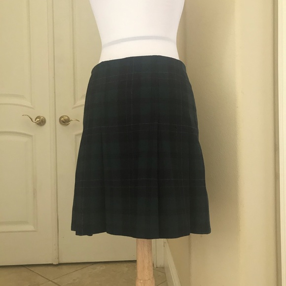 NWT Gap green/ black plaid pleated skirt - Picture 3 of 4